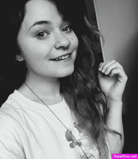 Lena Vanille Main Profile Photo