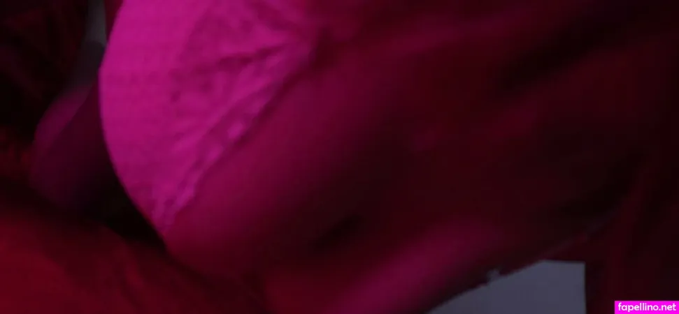 Lena26oficial OnlyFans Thumbnail #EjzPKyCrGj