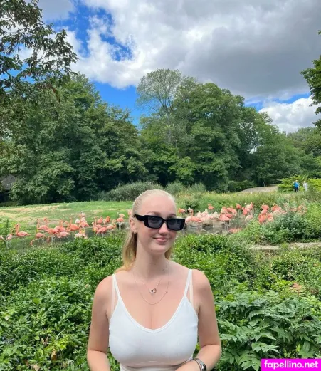 Lenaahdl OnlyFans Thumbnail #alHGKZcpjW