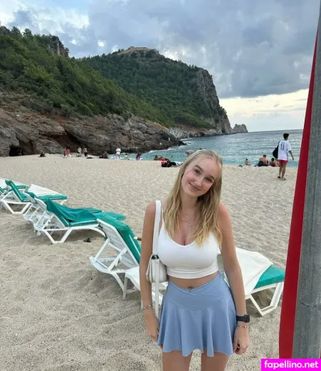 Lenaahdl OnlyFans Thumbnail #e2hnFrx8Mq