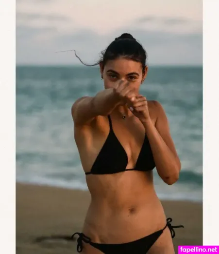 Lenabader26 OnlyFans Thumbnail #xweTN2RPZg