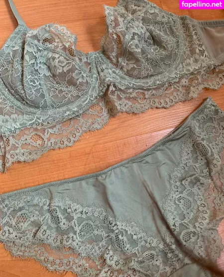 Lenabartos OnlyFans Thumbnail #4MNmp66BUY