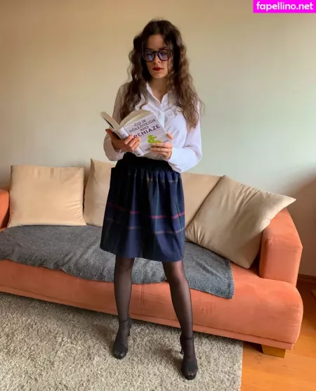 Lenabartos OnlyFans Thumbnail #usMJuXRROD