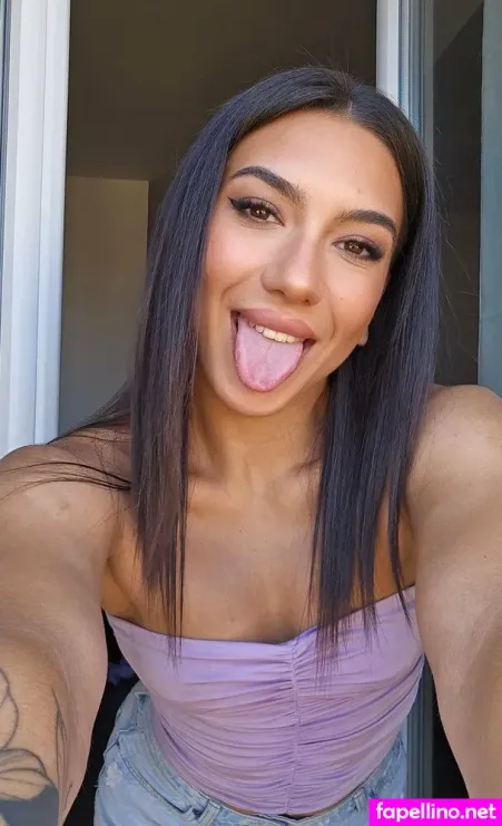 Lenacoxx OnlyFans Thumbnail #i8Lm3fZiGG