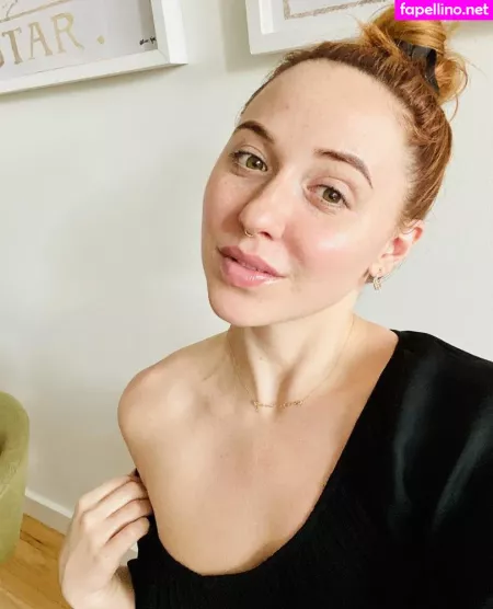 Lenaczura OnlyFans Thumbnail #LzIsvIO2Bz