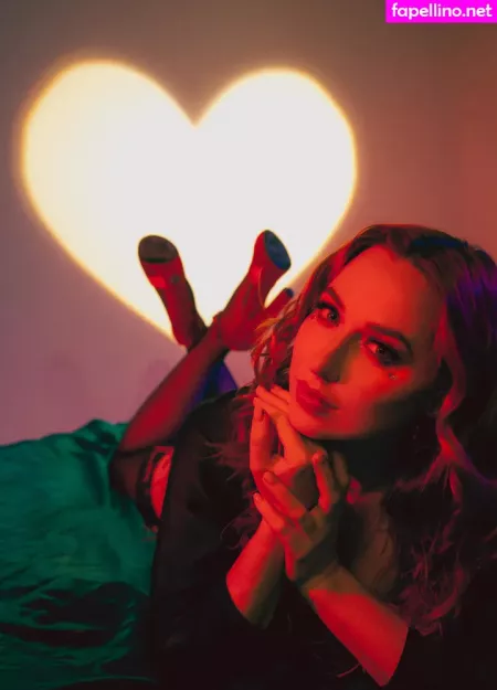 Lenaczura OnlyFans Thumbnail #zbTecT8AmZ