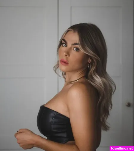 Lenaknk OnlyFans Thumbnail #muCgt4BqJl