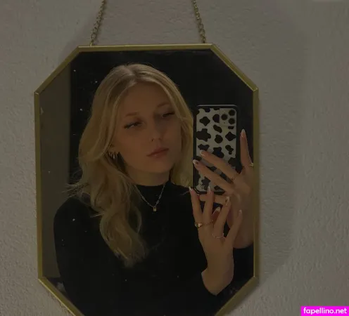 Lenaly7 Main Profile Photo