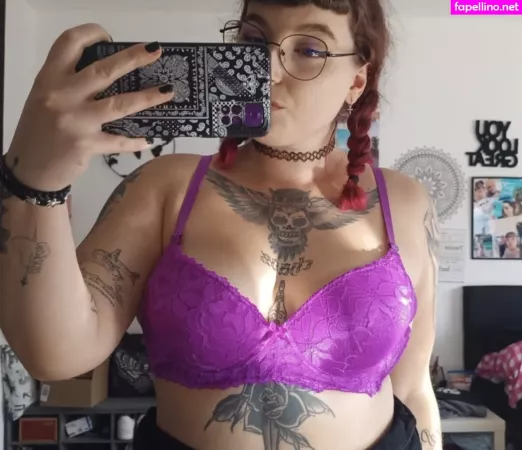 Lenaofficial OnlyFans Thumbnail #6AQ14oDB1X