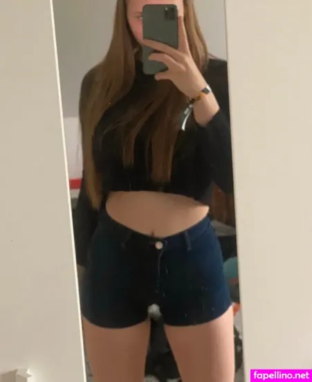 Lenasick OnlyFans Thumbnail #M1JEezdWeo