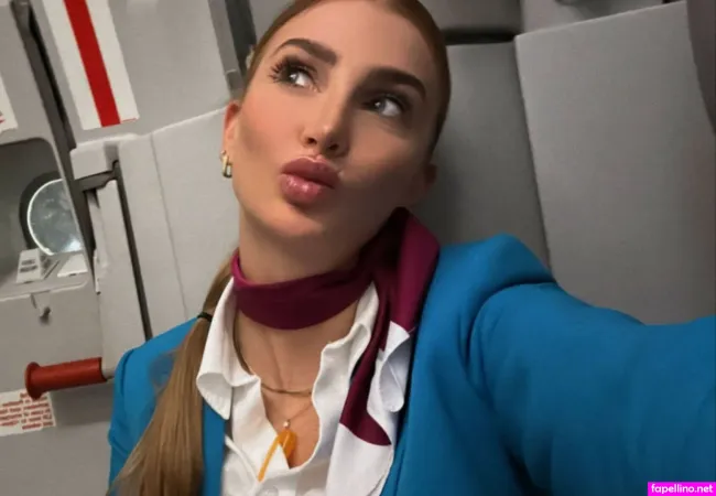 Lenavon Nebenan 1 OnlyFans Thumbnail #MNhAkaz9r9