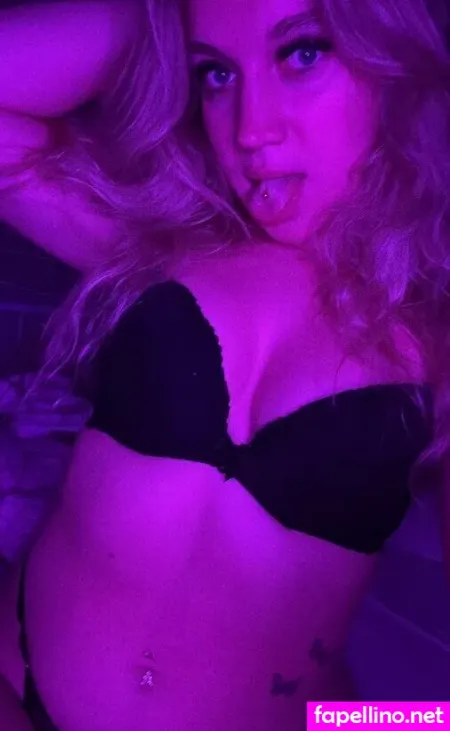 Lenaweberbb OnlyFans Thumbnail #HGLvXOH9aa