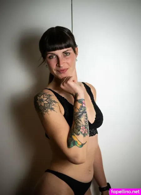Lenaxfuchs Lena Fuchs OnlyFans Thumbnail #FjzdsWaERe