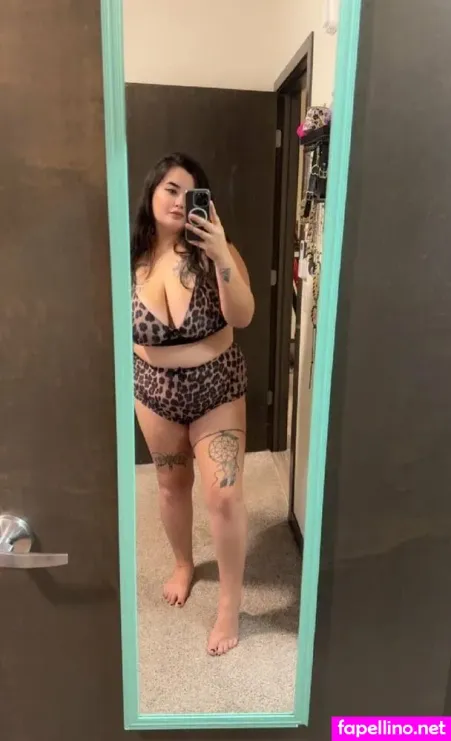 Lenaxxboo OnlyFans Thumbnail #X7vBBVS2YL
