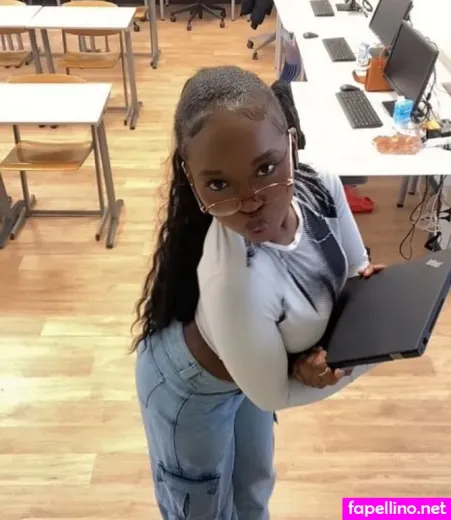 Lenchen Owo OnlyFans Thumbnail #Dh8P3KoR6C