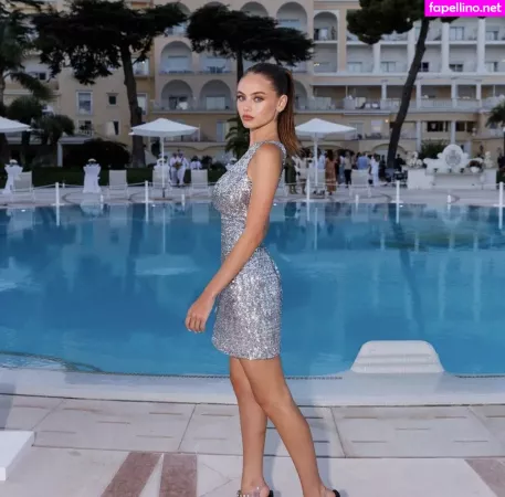 Leni Olumi Klum OnlyFans Thumbnail #ecVMKB7lC3