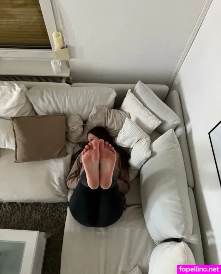 Leni Princess OnlyFans Thumbnail #QuzArrFdzb