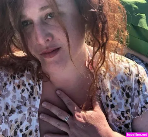 Lenired OnlyFans Thumbnail #5lGByLrm3B