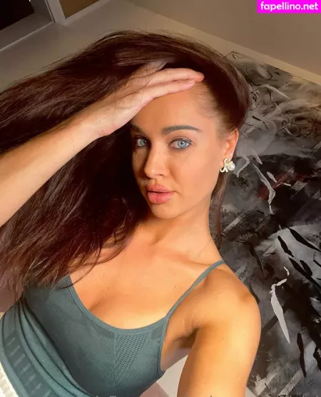 Leniyoung Official OnlyFans Thumbnail #4ghm338b8U