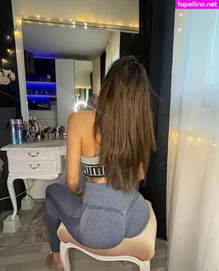 Leniyoung Official OnlyFans Thumbnail #KHdhDGLY6e