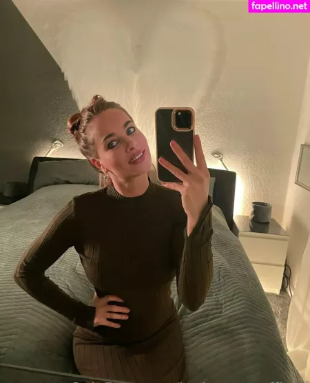 Leniyoung Official OnlyFans Thumbnail #seOcXze2rW