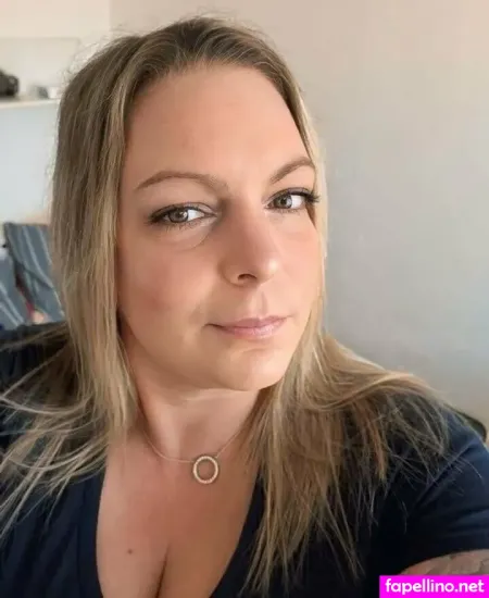 Lenkacris OnlyFans Thumbnail #piQmm6BpJz