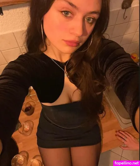 Lennimapenny OnlyFans Thumbnail #1JEZM1W1fK