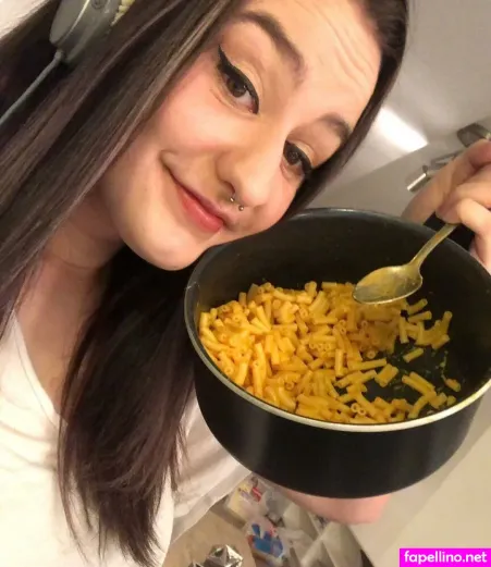 Lennlenno OnlyFans Thumbnail #XmH0N4vuwd