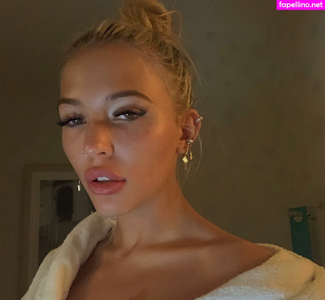 lennonstella, olympe.midnight Nude Leaked OnlyFans Photo #5L8U8EjrZt