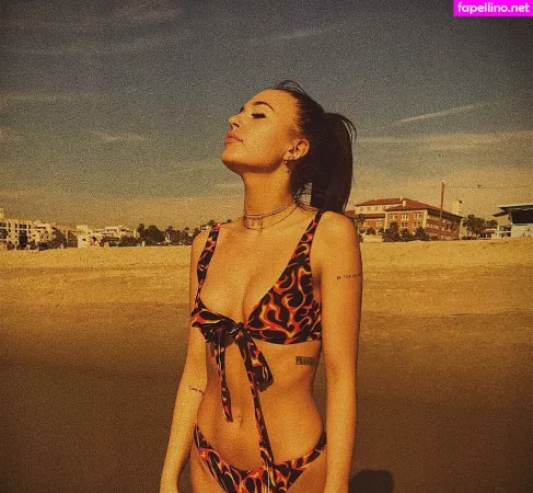 Lennon Stella OnlyFans Thumbnail #5xqNWEW2Pe