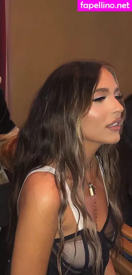 Lennon Stella OnlyFans Thumbnail #QPuakVz6YX