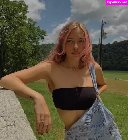 Lennon Stella OnlyFans Thumbnail #XnUpjGtfPf