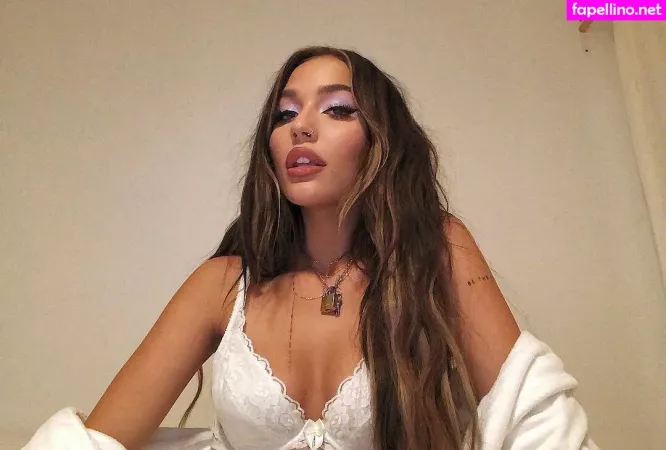 Lennon Stella OnlyFans Thumbnail #nfz08FVDqD