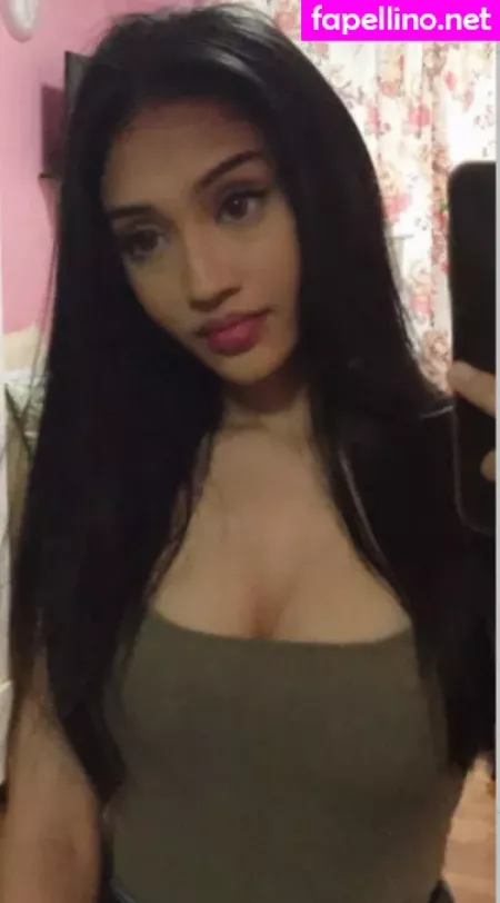 Lenny Emelda OnlyFans Thumbnail #mgKNakD8Ft