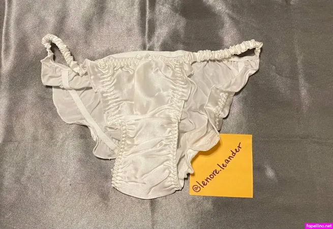 Lenore Leander OnlyFans Thumbnail #e82s9LCwE0