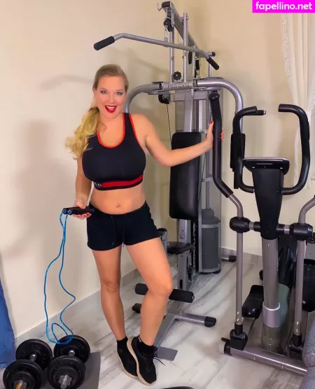 Lenushka1050 OnlyFans Thumbnail #Jbbxow4icE