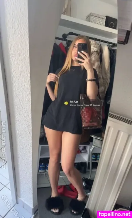 Lenya Wrs OnlyFans Thumbnail #26LUCBo9Fx