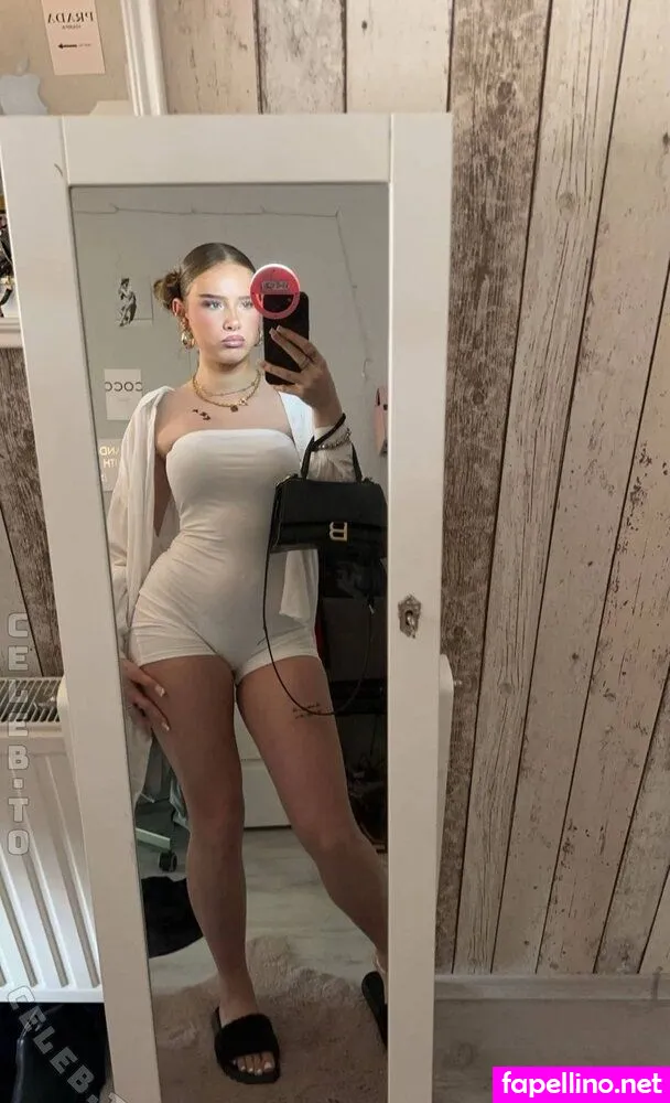 Lenya.wrs Nude Leaked OnlyFans Photo #4247Z3URNe