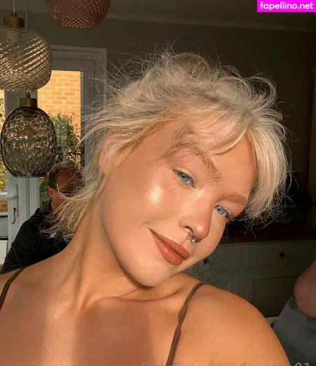 Leo Rose OnlyFans Thumbnail #deXnvmhI5a