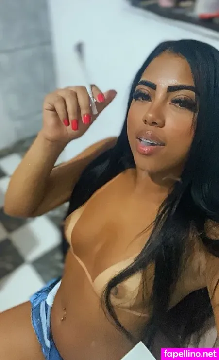 Leona Manoella OnlyFans Thumbnail #3mW6c4CMAJ