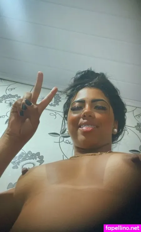 Leona Manoella OnlyFans Thumbnail #oXxVa75Dr4
