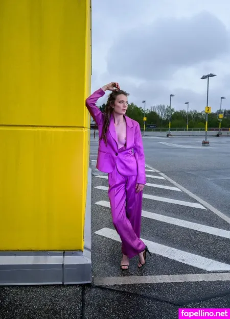 Leona Sly OnlyFans Thumbnail #5svHF81khY