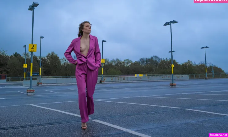 Leona Sly OnlyFans Thumbnail #LbEriK83dk