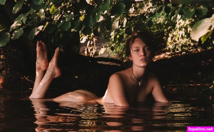 Leona Sly OnlyFans Thumbnail #pwnSIbU44b