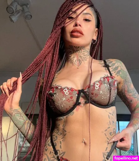 Leona Urbina Suarez OnlyFans Thumbnail #57rqNOu5UU