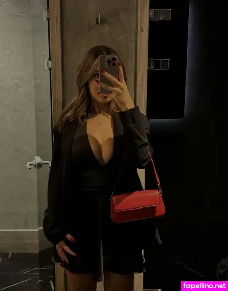 Leonaankj OnlyFans Thumbnail #43eGbutGop