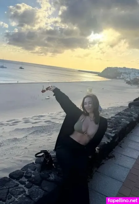 Leonaankj Main Profile Photo