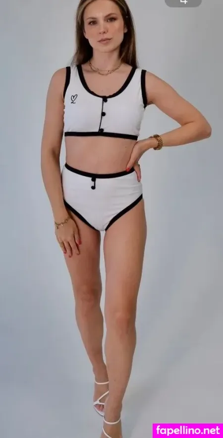 Leonacathrina OnlyFans Thumbnail #lKtxda1f8y