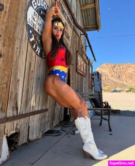 Leonida Ciobu OnlyFans Thumbnail #nSBNLVVen6