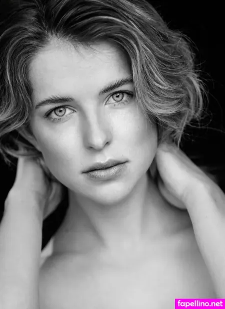 Leonie Brill OnlyFans Thumbnail #UuuSU3BC0Y